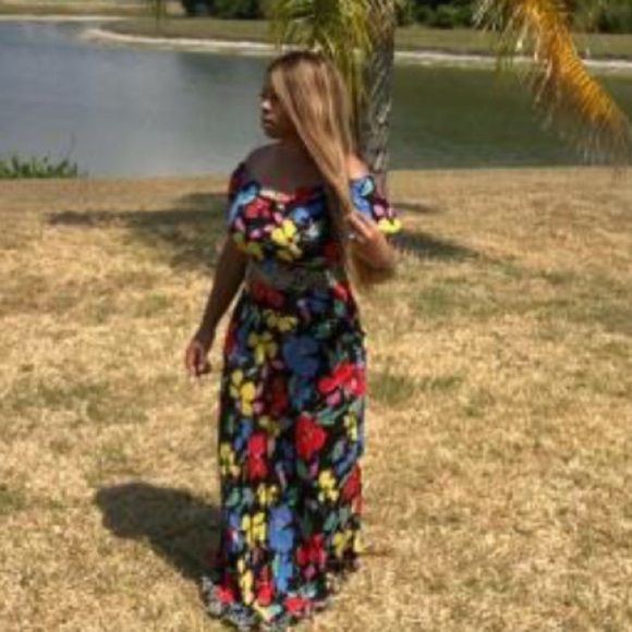 RIXO Floral Off Shoulder Dress - Picture 11 of 16